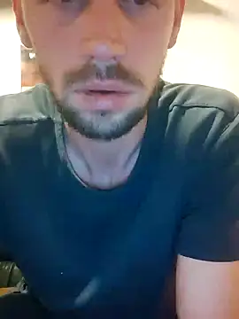 Snapshot of Rejtelmesest chatting on 6, 1, 2025 Rejtelmesest online show from 6, 1, 2025