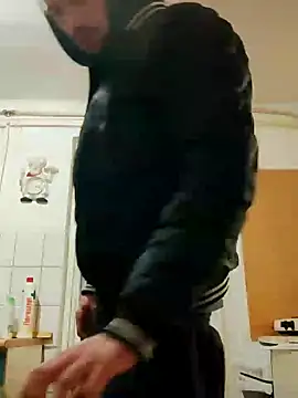 Snapshot of Rejtelmesest chatting on 25, 1, 2025 Rejtelmesest online show from 25, 1, 2025