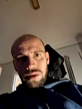 Snapshot of Rejtelmesest chatting on 10, 2, 2025 Rejtelmesest online show from 10, 2, 2025