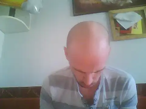 Snapshot of Rejtelmesest chatting on 6, 3, 2025 Rejtelmesest online show from 6, 3, 2025