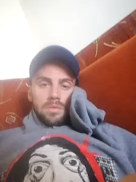 Snapshot of Rejtelmesest chatting on 20, 3, 2025 Rejtelmesest online show from 20, 3, 2025