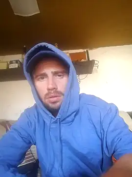 Snapshot of Rejtelmesest chatting on 21, 3, 2025 Rejtelmesest online show from 21, 3, 2025