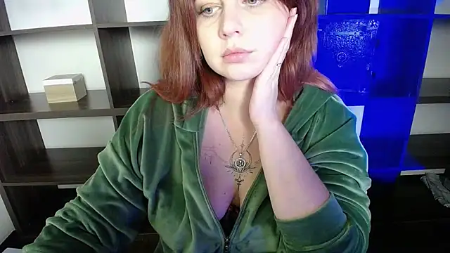 Lizzy Love online show from 1, 2, 2025