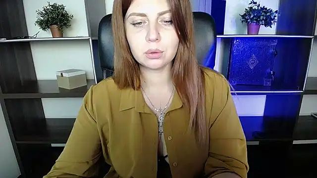 Lizzy Love online show from 14, 3, 2025