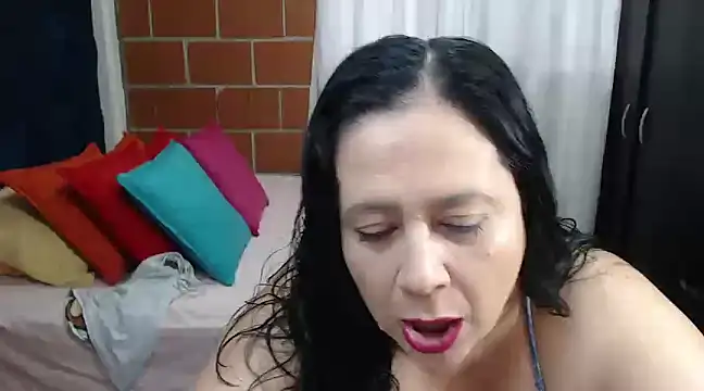 Snapshot of karlaton1977 chatting on 3, 1, 2025 karlaton1977 online show from 3, 1, 2025