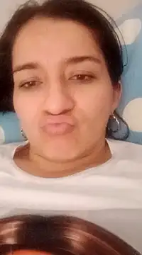 Emelyross  online show from 21, 3, 2025