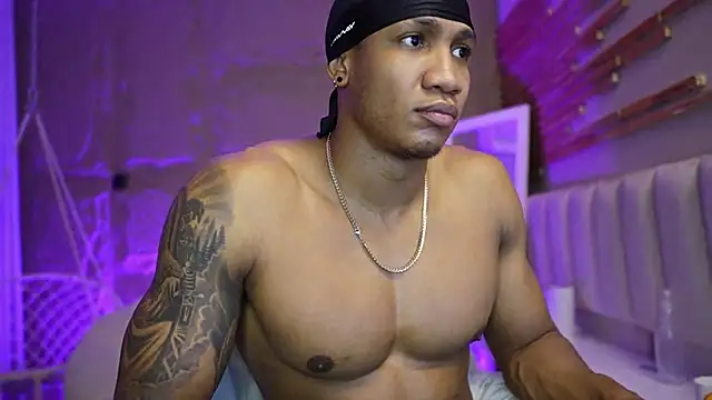 Snapshot of Logan_Varela chatting on 23, 5, 2026 Logan Varela online show from 23, 5, 2026