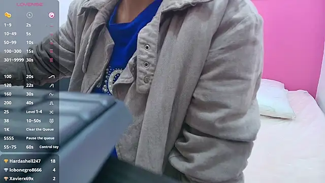 yourcuteneighbourr online show from 25, 2, 2025