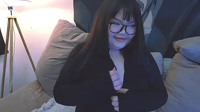 LeyaKan online show from 13, 2, 2025