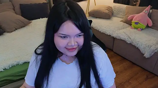 LeyaKan online show from 5, 3, 2025