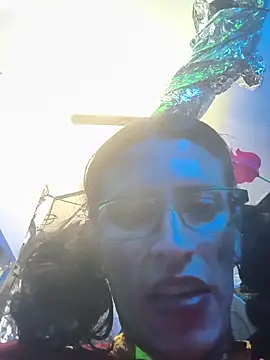 gurlnips online show from 17, 1, 2026