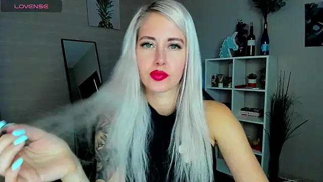 Mermaid N online show from 10, 9, 2025