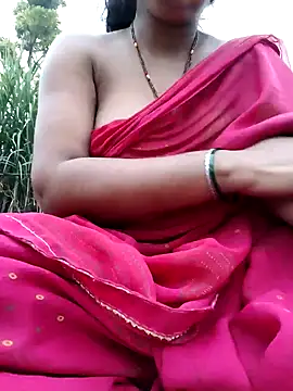 Snapshot of Cute_Suhani chatting on 22, 10, 2025 Cute Suhani online show from 22, 10, 2025
