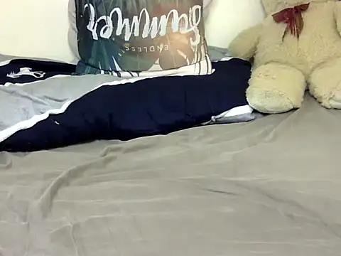 Sexxy slim honey online show from 15, 4, 2026