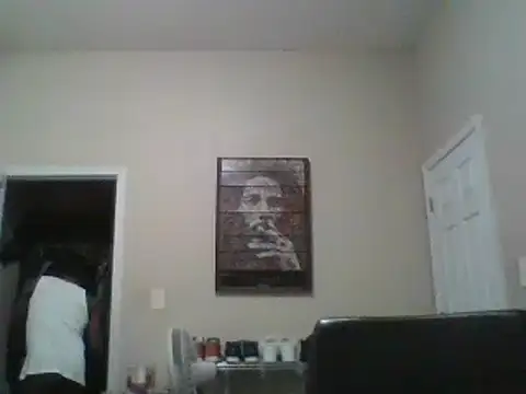 Snapshot of Hugedick0071 chatting on 4, 1, 2025 Hugedick0071 online show from 4, 1, 2025