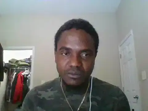 Snapshot of Hugedick0071 chatting on 10, 1, 2025 Hugedick0071 online show from 10, 1, 2025