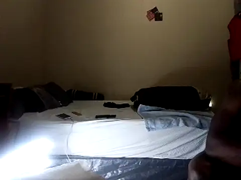 Snapshot of Hugedick0071 chatting on 5, 3, 2025 Hugedick0071 online show from 5, 3, 2025