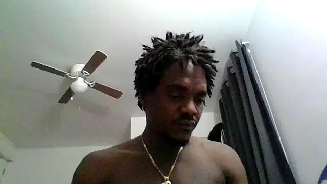 Snapshot of Hugedick0071 chatting on 27, 10, 2025 Hugedick0071 online show from 27, 10, 2025