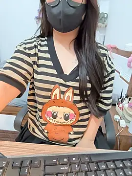 Jenni nana online show from 5, 3, 2025