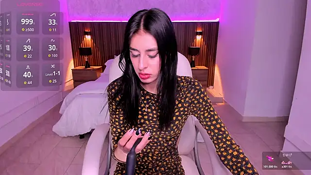 karlaa james online show from 5, 11, 2025