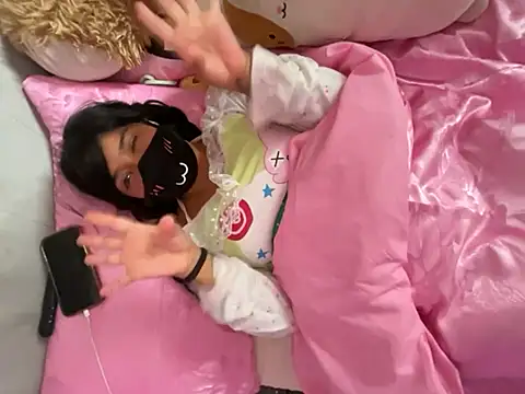 Onlypawzz online show from 24, 3, 2026