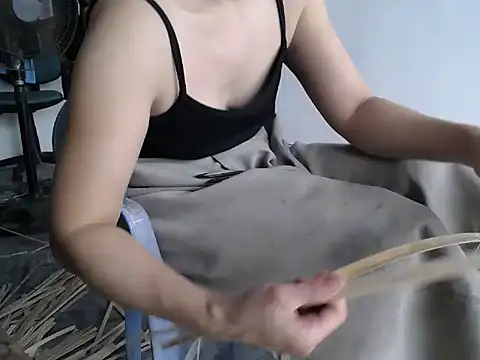 Snapshot of nolame18xxx chatting on 14, 9, 2025 nolame18xxx online show from 14, 9, 2025