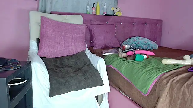 KeillyDiaz online show from 20, 1, 2025