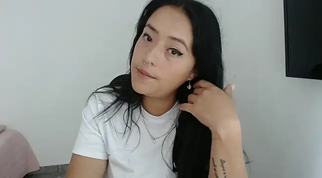 Snapshot of jjulietha95 chatting on 17, 12, 2024 jjulietha95 online show from 17, 12, 2024