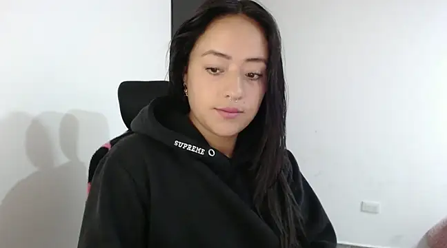 Snapshot of jjulietha95 chatting on 20, 1, 2025 jjulietha95 online show from 20, 1, 2025