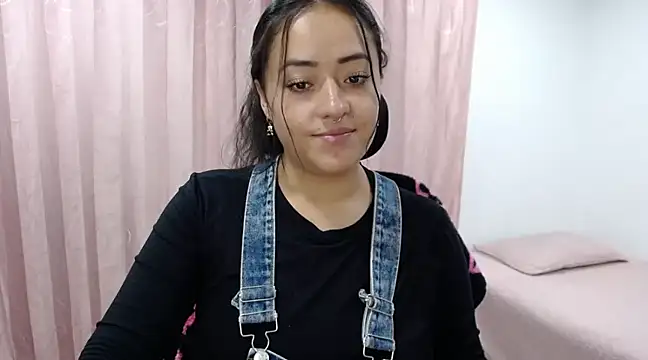 Snapshot of jjulietha95 chatting on 14, 2, 2025 jjulietha95 online show from 14, 2, 2025