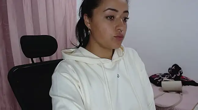 Snapshot of jjulietha95 chatting on 20, 2, 2025 jjulietha95 online show from 20, 2, 2025