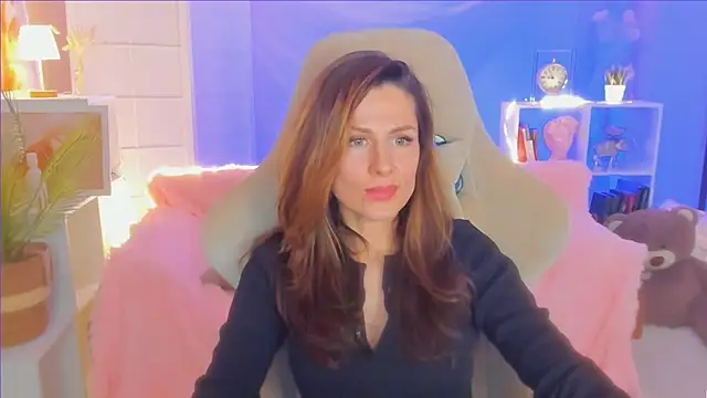 Snapshot of April_o_Nill chatting on 24, 2, 2025 April o Nill online show from 24, 2, 2025