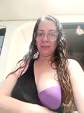 Snapshot of miss_hanna07 chatting on 15, 4, 2026 miss hanna07 online show from 15, 4, 2026