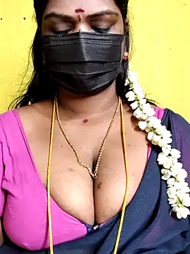 Snapshot of mayaa2u chatting on 18, 5, 2026 mayaa2u online show from 18, 5, 2026