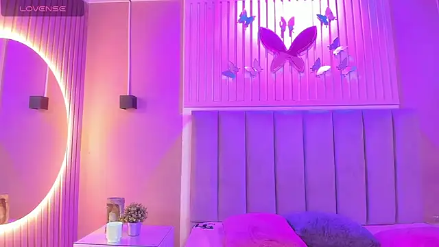 diosa cristal online show from 18, 10, 2025