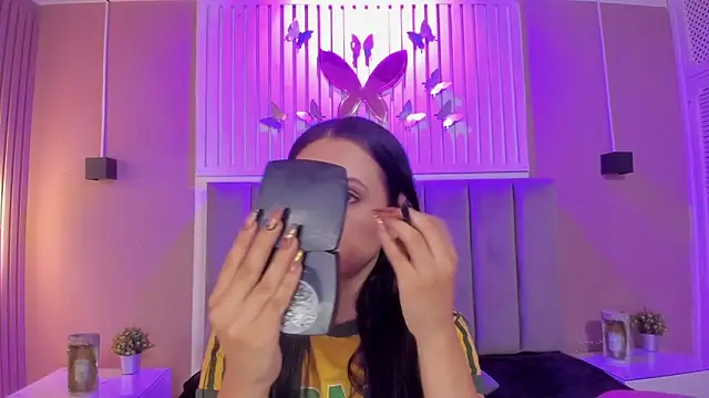 diosa cristal online show from 4, 12, 2025