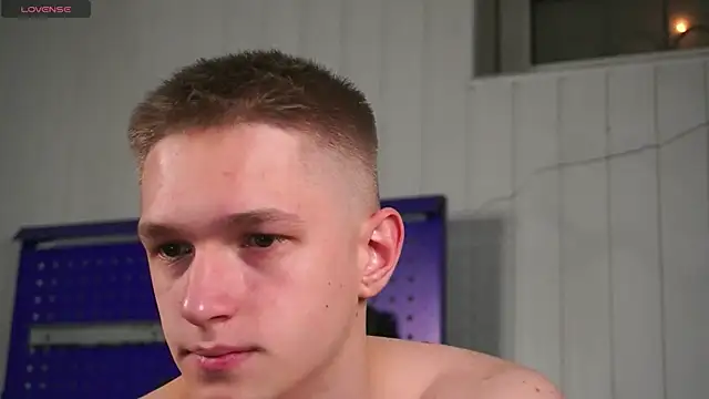 dustyn fox online show from 14, 12, 2025