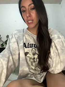 FrancellyHot online show from 12, 12, 2024