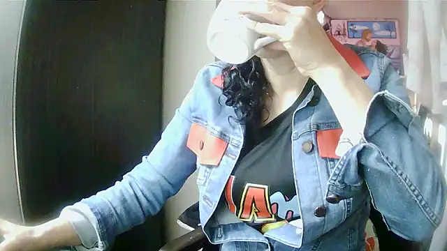 Snapshot of Jennys_room_77 chatting on 28, 6, 2026 Jennys room 77 online show from 28, 6, 2026