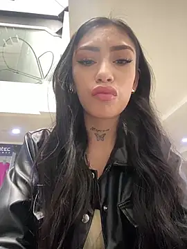 Effy Bonny online show from 2, 2, 2025