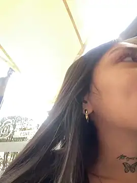 Effy Bonny online show from 18, 2, 2025