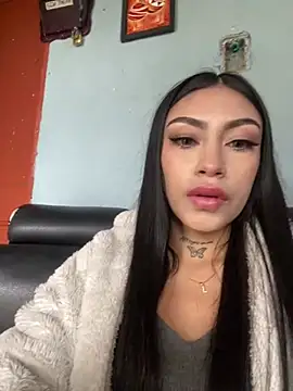 Effy Bonny online show from 4, 3, 2025