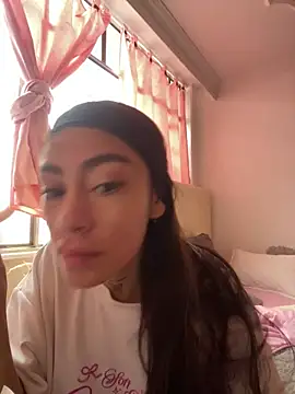 Effy Bonny online show from 9, 10, 2025