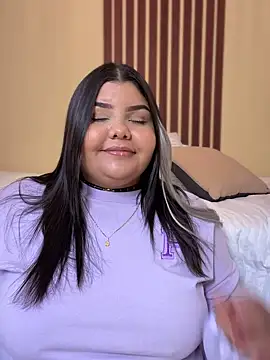  Shara Handal  online show from 5, 1, 2025