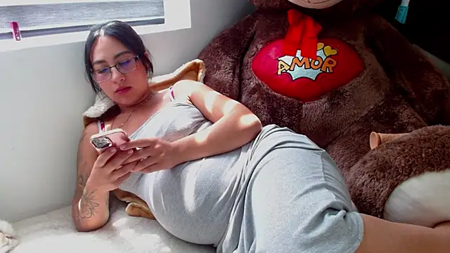 mistress aryya online show from 12, 2, 2025