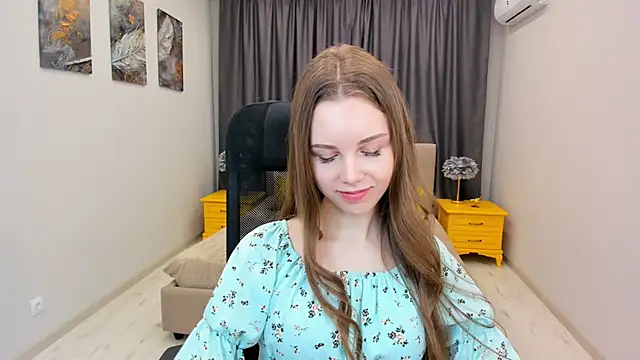 MileyWings online show from 8, 3, 2025