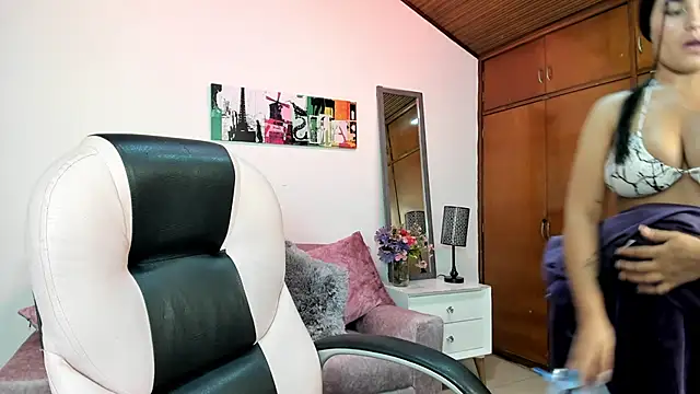 Alheli 16 online show from 26, 9, 2025