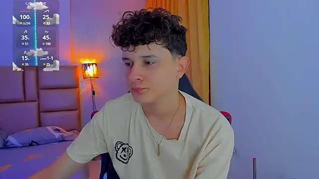 Snapshot of Nathan_Bluee chatting on 22, 2, 2025 Nathan Bluee online show from 22, 2, 2025