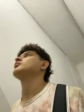 Snapshot of Nathan_Bluee chatting on 14, 9, 2025 Nathan Bluee online show from 14, 9, 2025