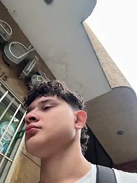 Snapshot of Nathan_Bluee chatting on 8, 10, 2025 Nathan Bluee online show from 8, 10, 2025